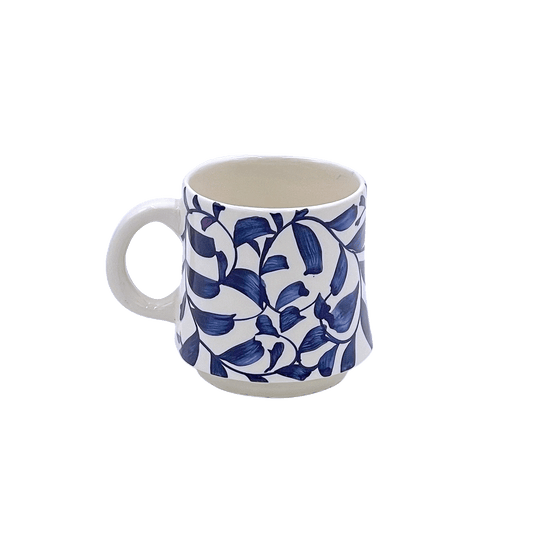 Piccola tazza blu navy con pergamena